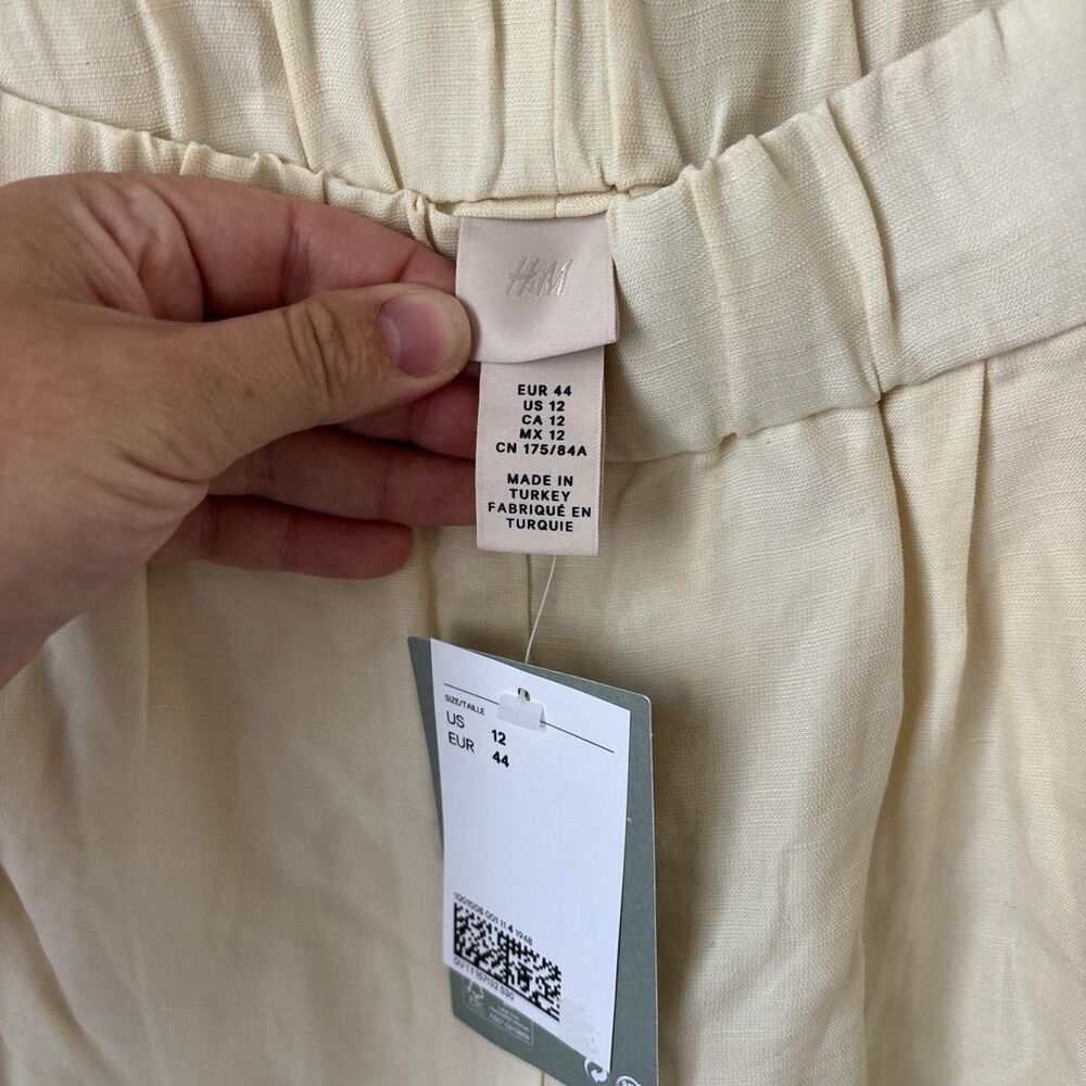 H&M Linen Blend Shorts Womens Light Yellow Elastic Waist Casual Summer - Picture 4 of 7
